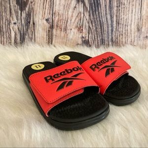 NWT Kids Reebok Slides